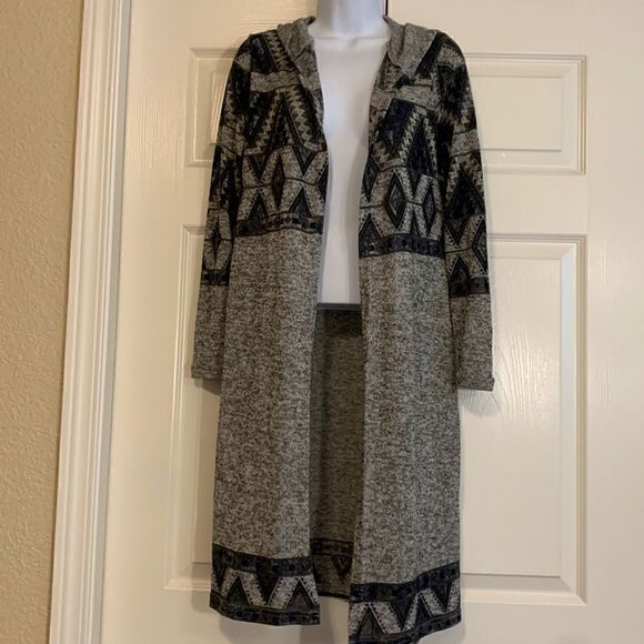 ALMOST FAMOUS, hoodie long sleeve, cover up, small, southwest design - Picture 1 of 12